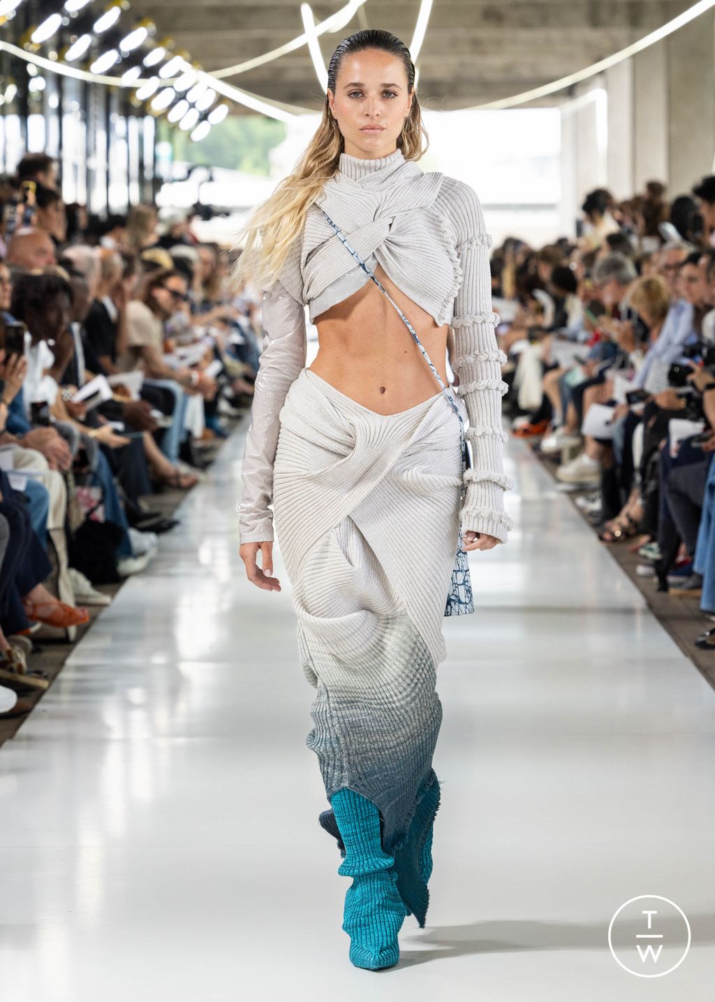 Fashion Week Paris Spring/Summer 2024 look 28 from the IFM PARIS collection menswear