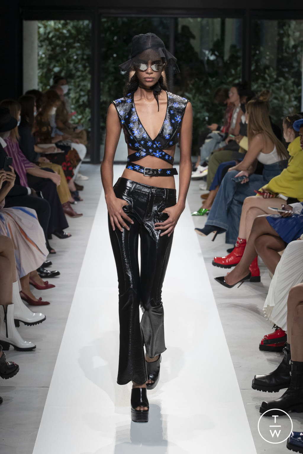 Fashion Week Milan Spring/Summer 2022 look 29 from the Philosophy di Lorenzo Serafini collection womenswear