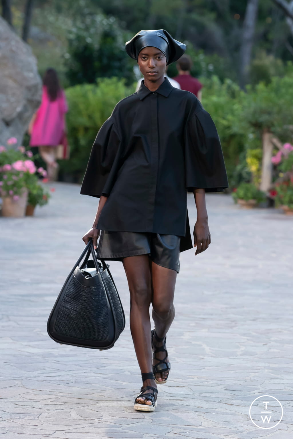 Fashion Week Milan Resort 2022 look 29 from the Max Mara collection 女装