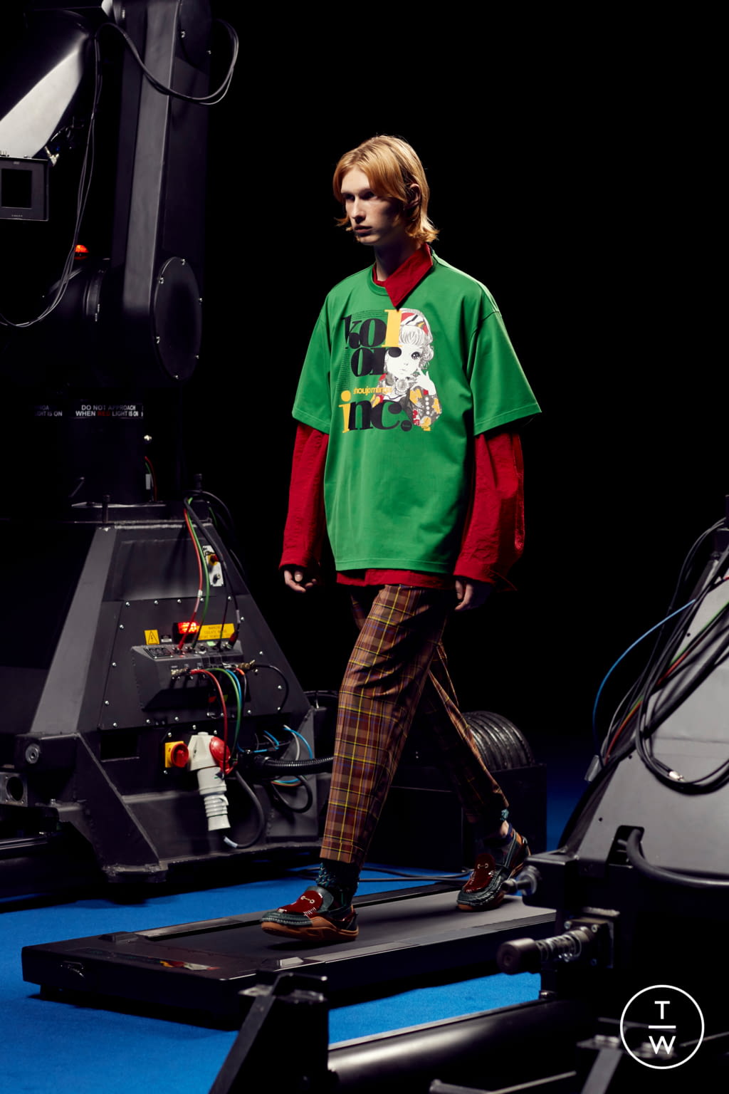 Fashion Week Paris Spring/Summer 2022 look 29 from the Kolor collection 男装