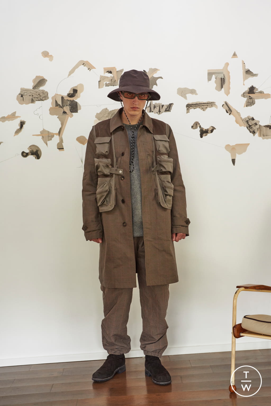 Fashion Week Paris Spring/Summer 2022 look 30 from the Undercover collection menswear