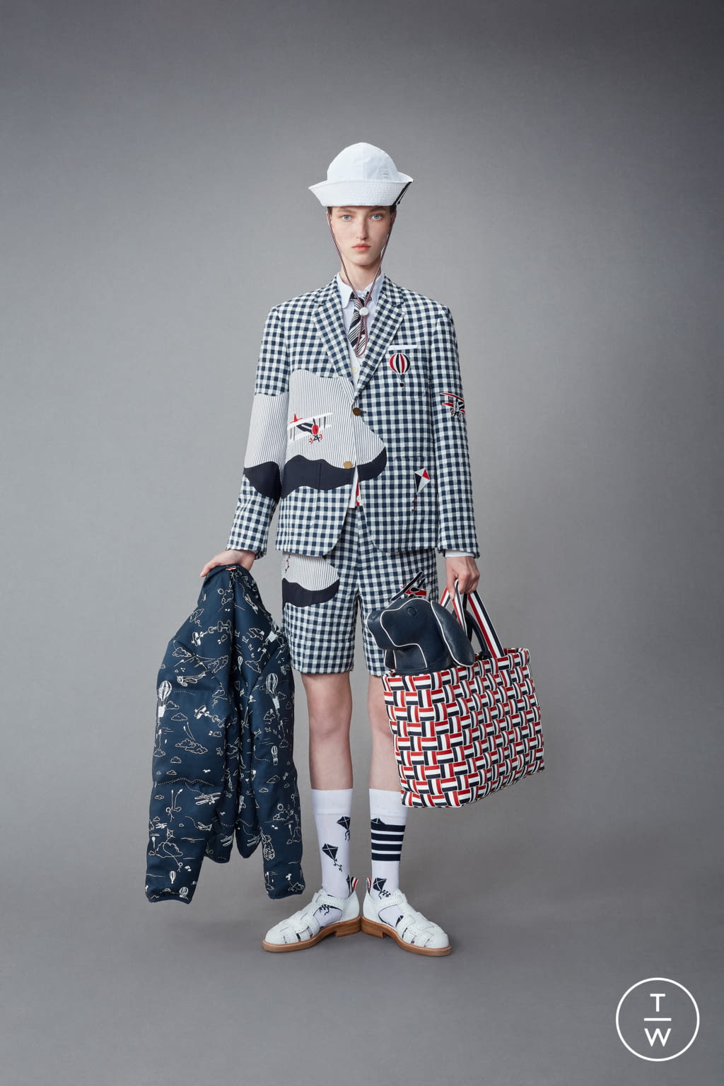 Fashion Week Paris Resort 2022 look 29 from the Thom Browne collection womenswear