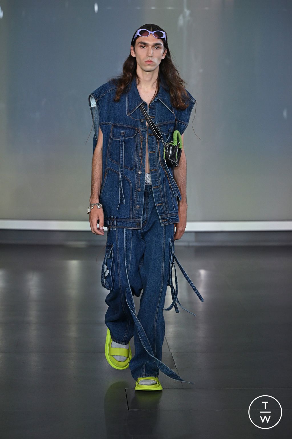 Fashion Week Milan Spring/Summer 2023 look 29 from the Dhruv-Kapoor collection menswear