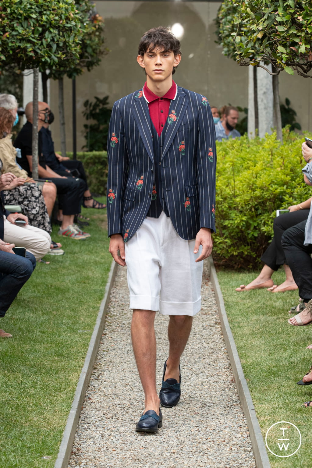 Fashion Week Milan Spring/Summer 2021 look 29 de la collection Etro menswear