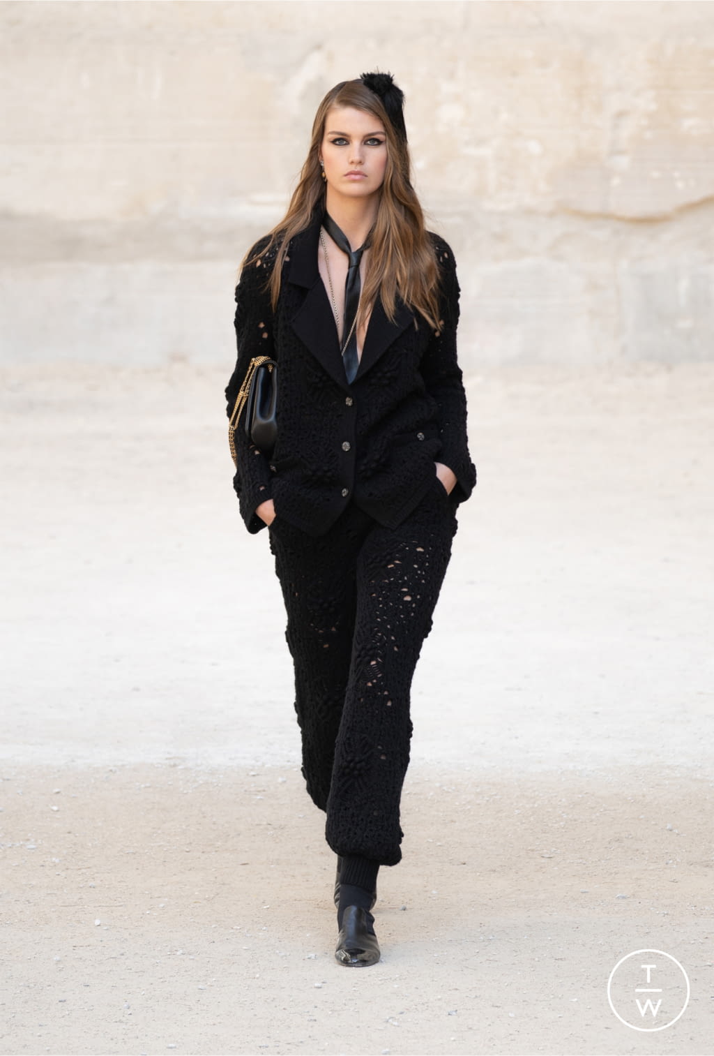 Fashion Week Paris Resort 2022 look 29 de la collection Chanel womenswear