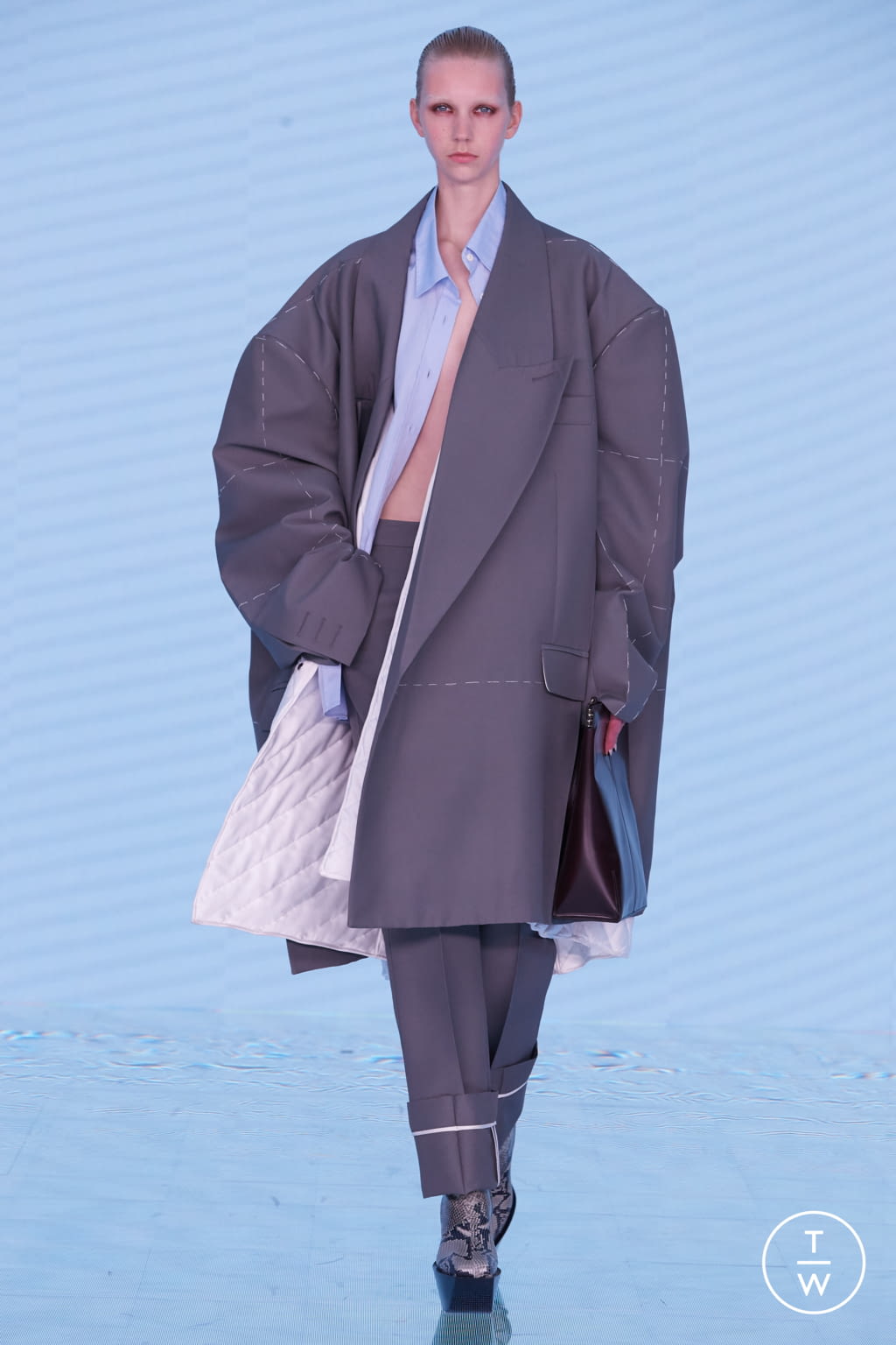 Fashion Week New York Fall/Winter 2022 look 29 from the Peter Do collection womenswear