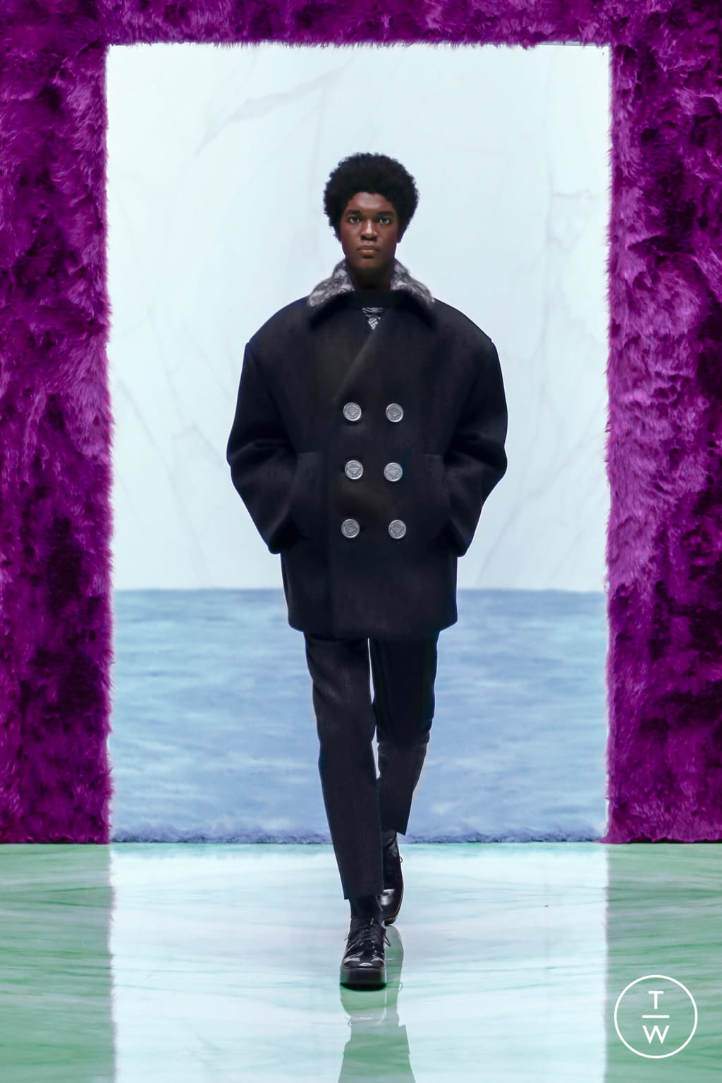 Fashion Week Milan Fall/Winter 2021 look 29 from the Prada collection menswear