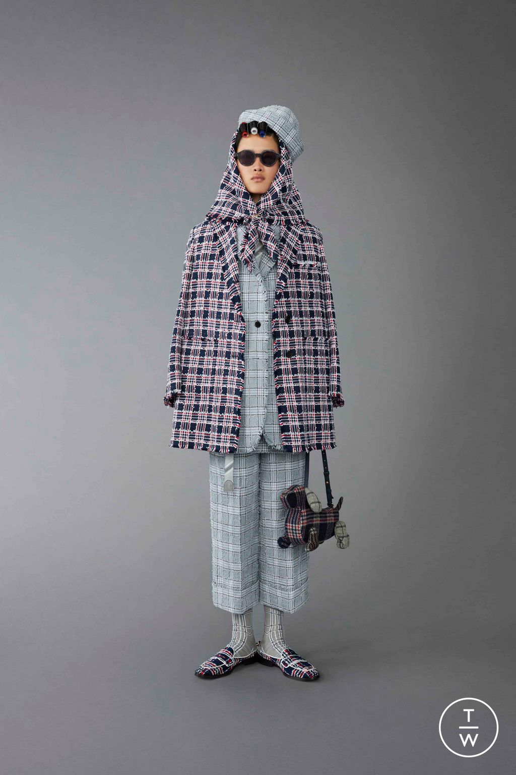 Fashion Week Paris Pre-Fall 2023 look 29 from the Thom Browne collection 女装