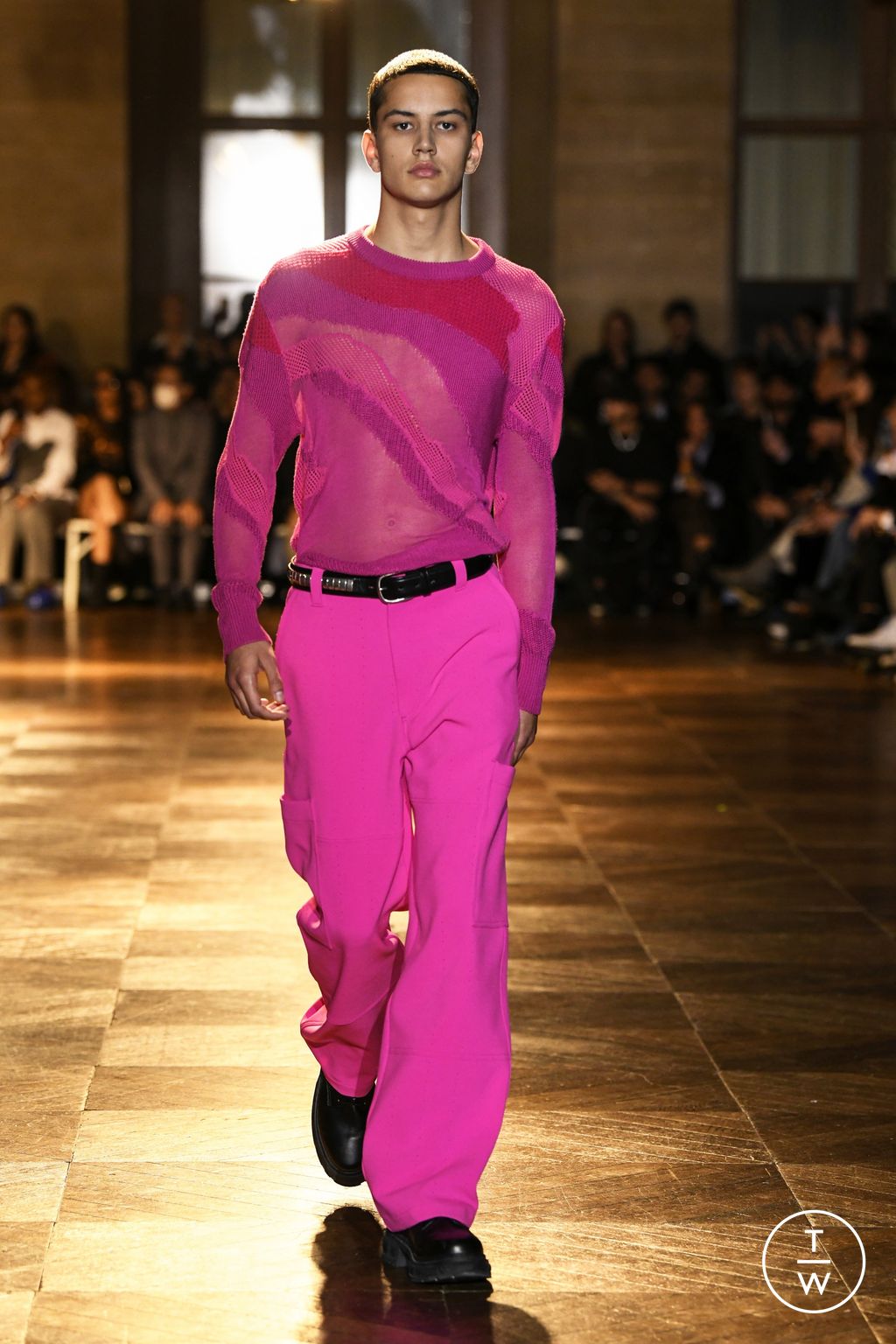 Fashion Week Paris Spring/Summer 2023 look 35 from the Koché collection 女装