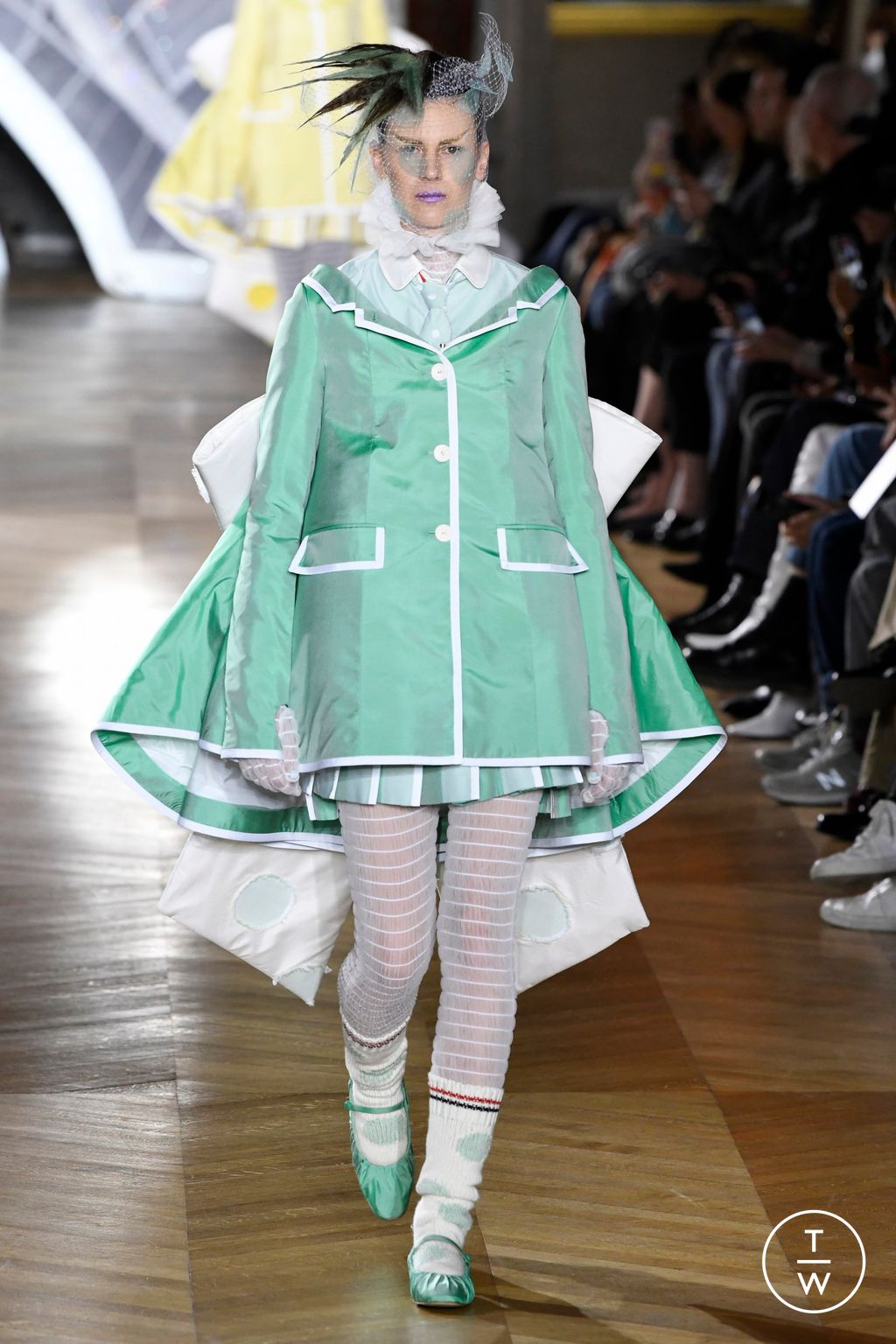 Fashion Week Paris Spring/Summer 2023 look 26 from the Thom Browne collection 女装