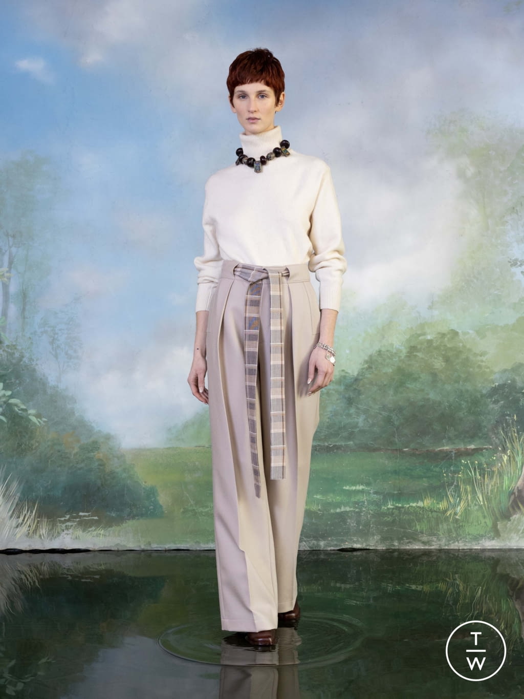 Fashion Week Paris Fall/Winter 2022 look 2 de la collection Benjamin Benmoyal womenswear