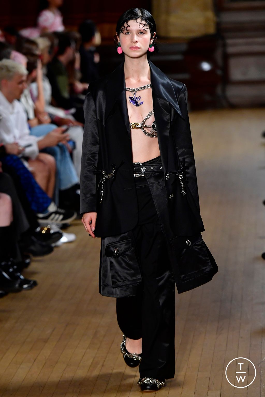 Fashion Week London Spring/Summer 2023 look 24 from the Chopova Lowena collection 女装