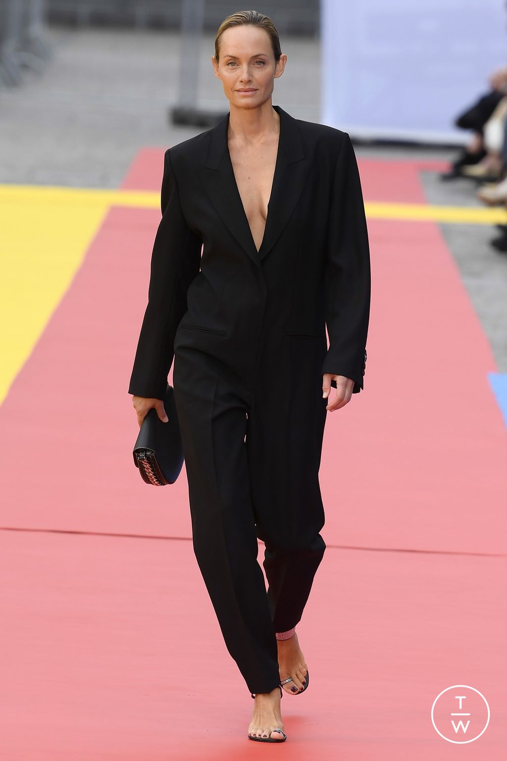 Fashion Week Paris Spring/Summer 2023 look 58 from the Stella McCartney collection 女装