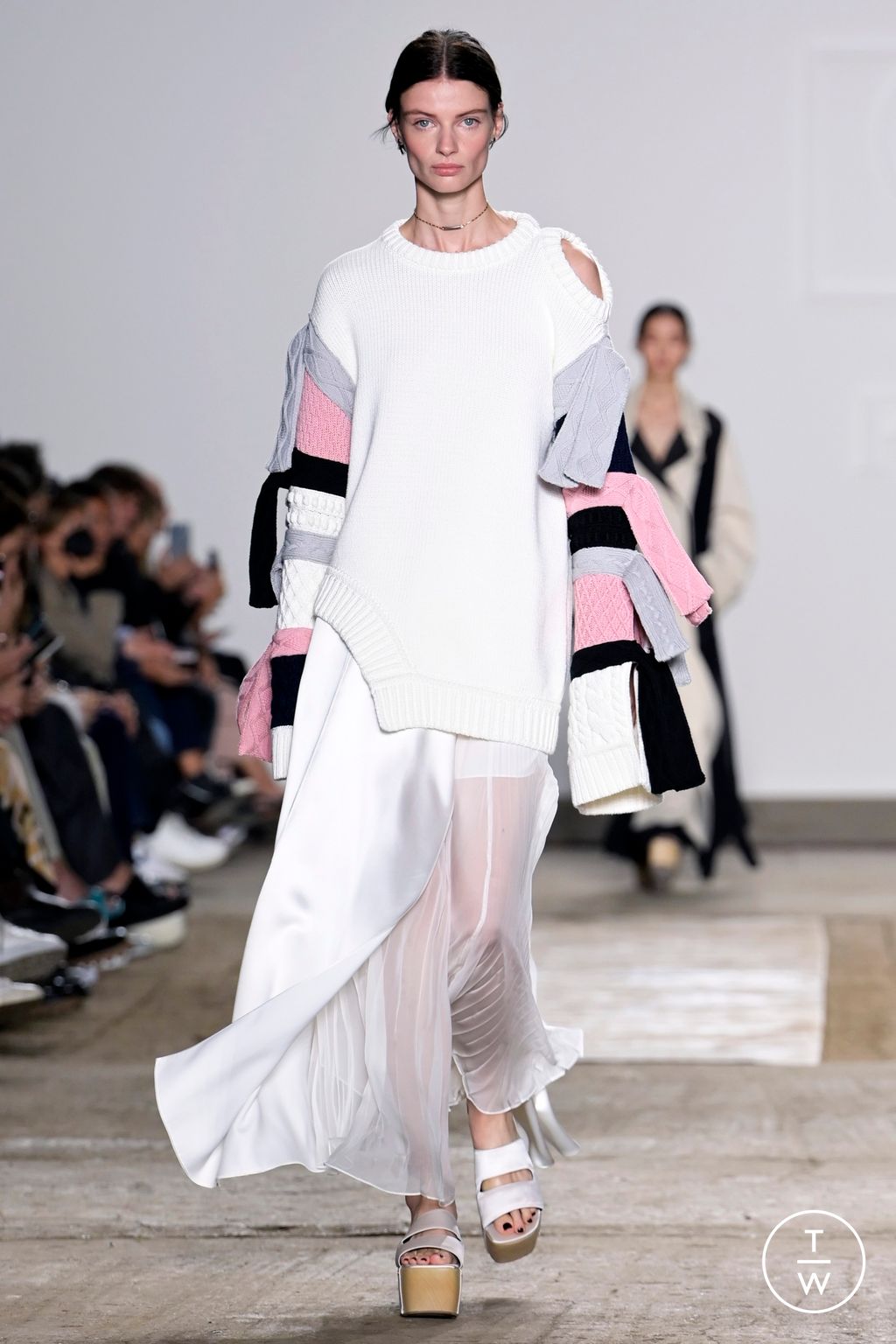 Fashion Week Milan Spring/Summer 2023 look 15 from the Ports 1961 collection womenswear