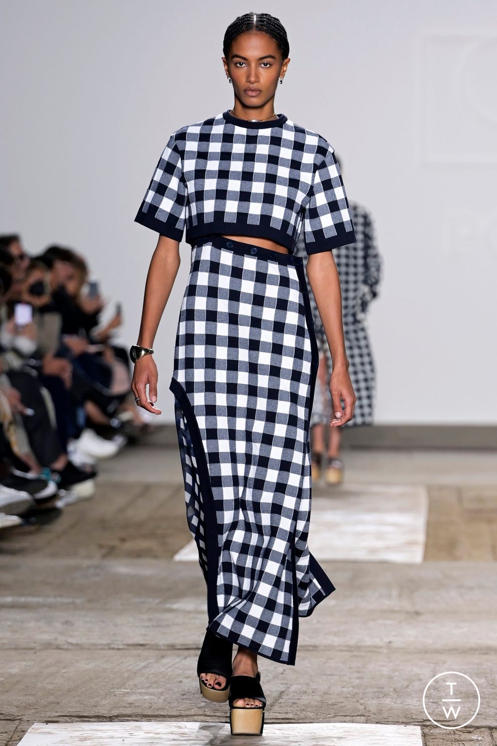 Fashion Week Milan Spring/Summer 2023 look 17 from the Ports 1961 collection womenswear