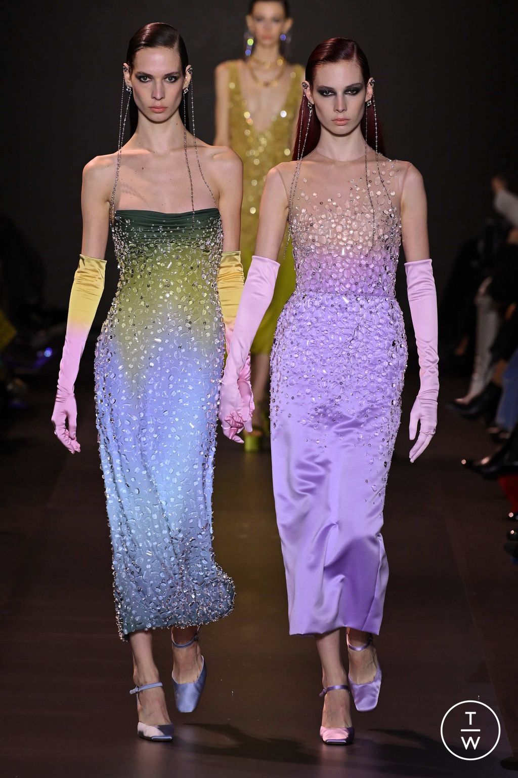 Fashion Week Paris Spring/Summer 2023 look 21 de la collection Georges Hobeika couture