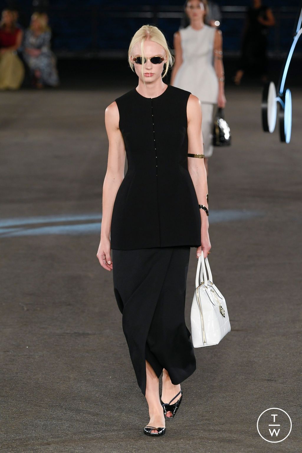 Fashion Week New York Spring/Summer 2023 look 18 de la collection Tory Burch womenswear