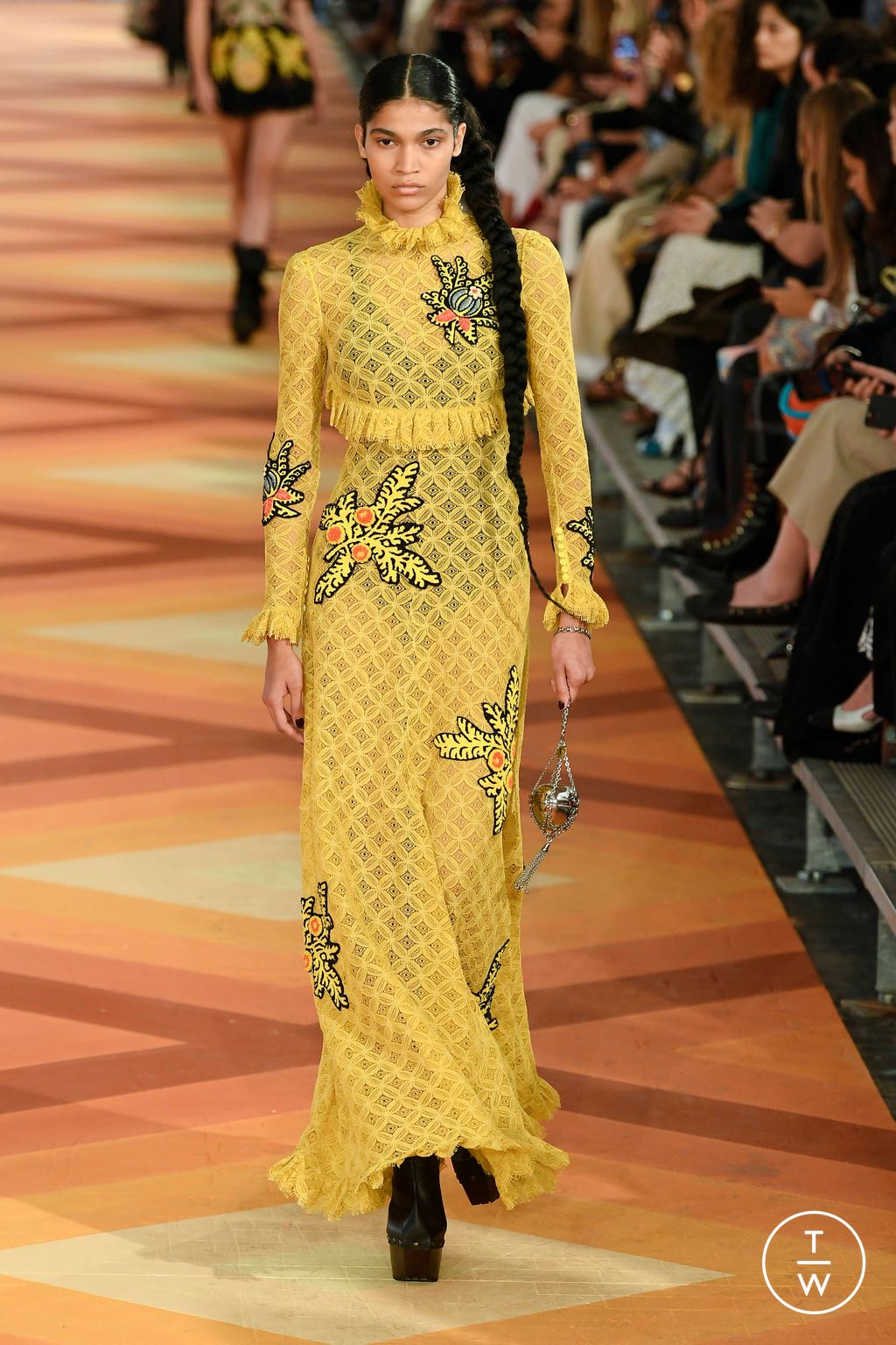 Fashion Week Milan Spring/Summer 2023 look 42 from the Etro collection womenswear
