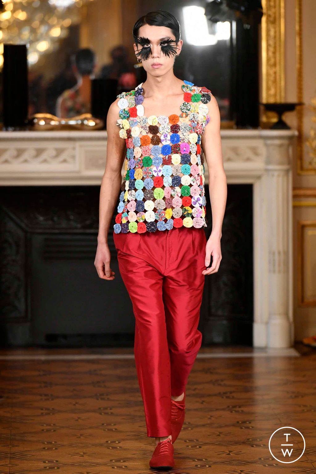 Fashion Week Paris Spring/Summer 2023 look 13 de la collection Imane Ayissi couture