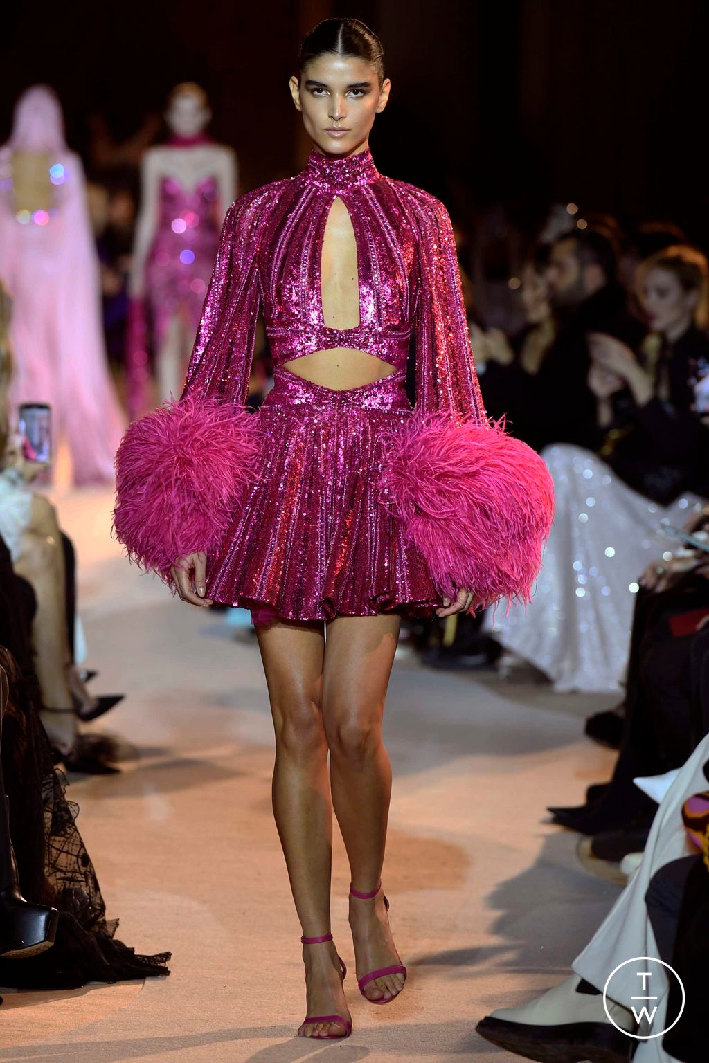 Fashion Week Paris Spring/Summer 2023 look 33 from the Zuhair Murad collection 高级定制