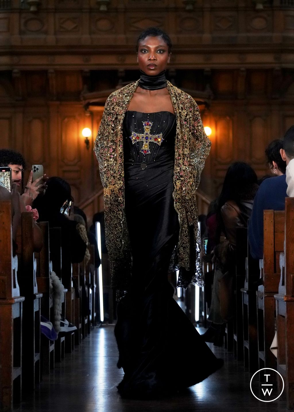 Fashion Week Paris Fall/Winter 2024 look 23 from the Lovelouder collection womenswear