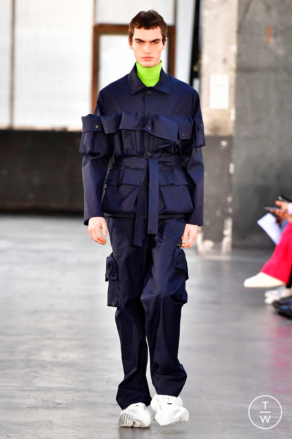Fashion Week Paris Fall/Winter 2023 look 24 from the Botter collection menswear