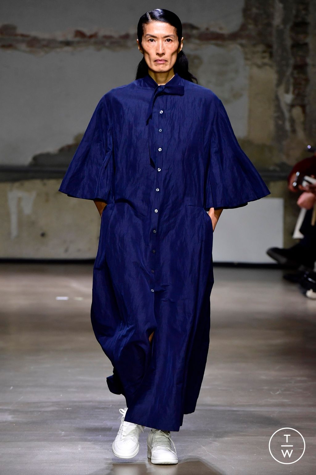 Fashion Week Paris Spring/Summer 2023 look 29 from the Dawei collection womenswear