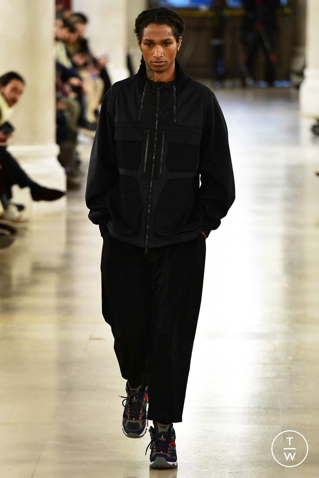 Fashion Week Paris Fall/Winter 2023 look 47 from the White Mountaineering collection menswear