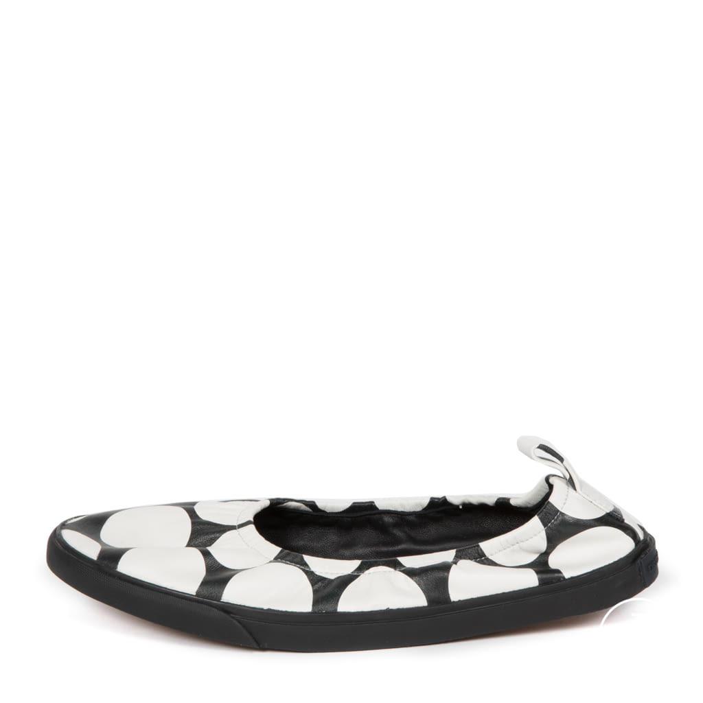 Fashion Week Paris Spring/Summer 2020 look 10 from the Dries Van Noten collection womenswear accessories