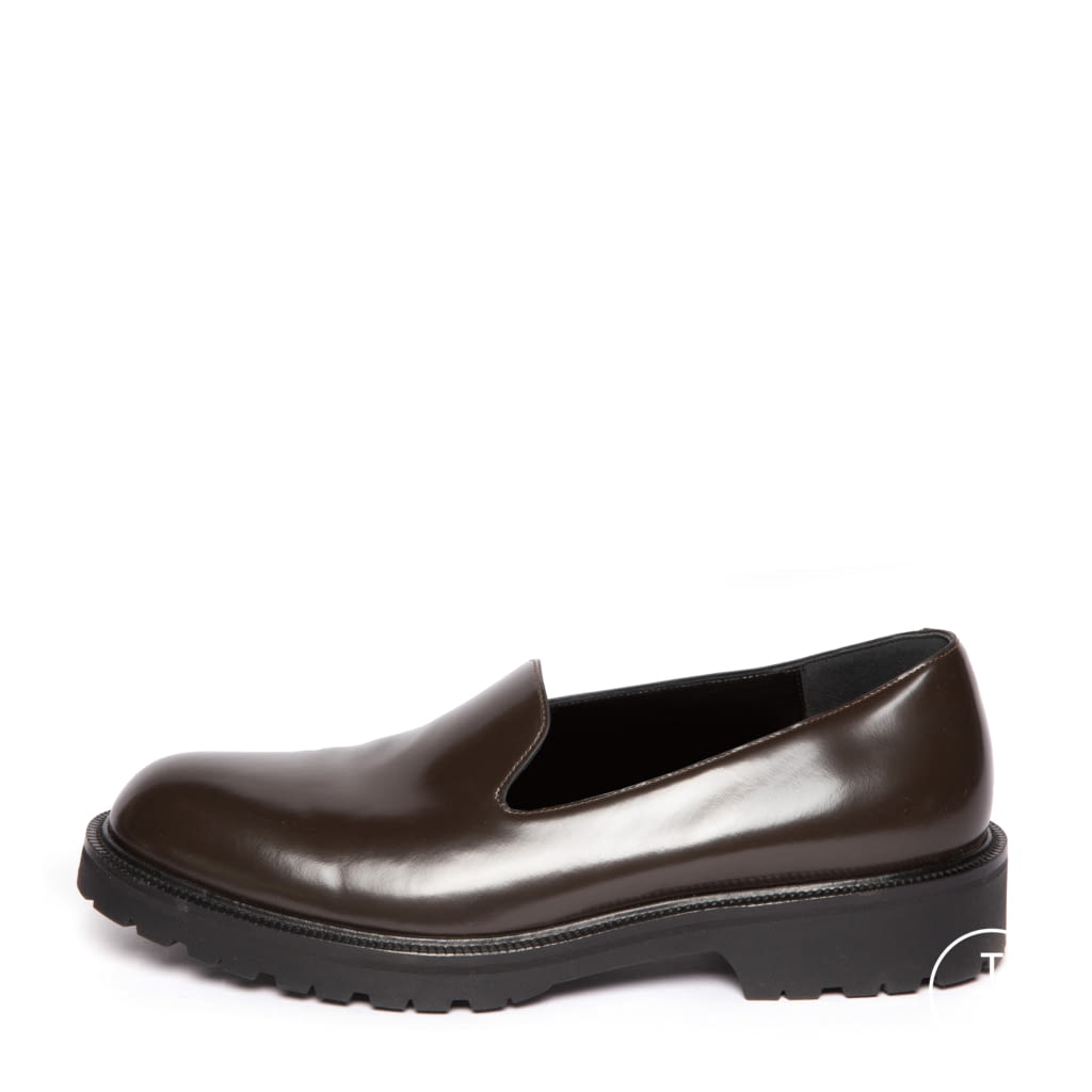 Fashion Week Paris Fall/Winter 2019 look 37 from the Dries Van Noten collection menswear accessories