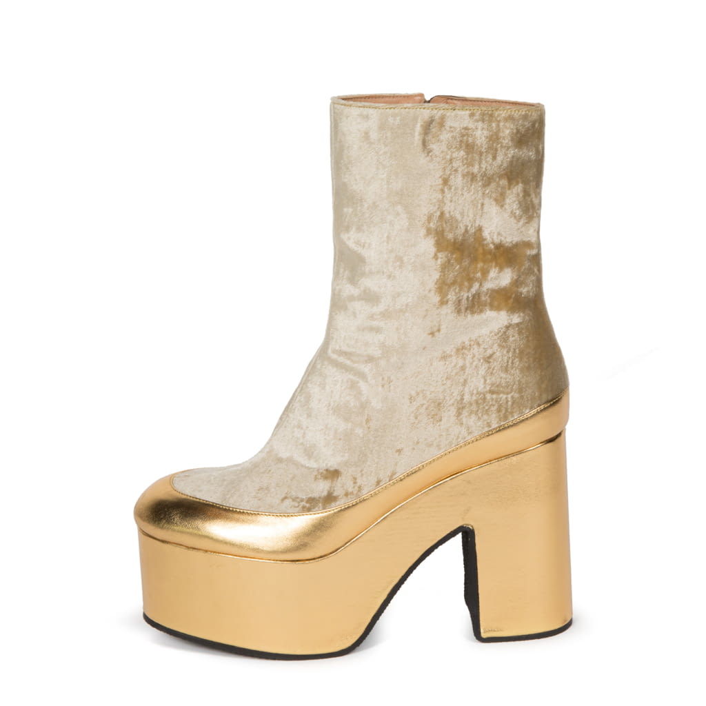 Fashion Week Paris Spring/Summer 2020 look 56 from the Dries Van Noten collection womenswear accessories