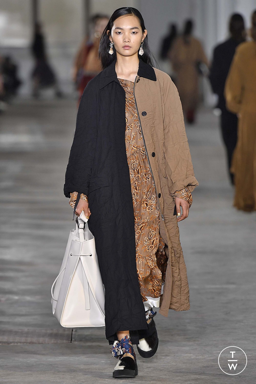 Fashion Week New York Fall/Winter 2018 look 23 from the 3.1 Phillip Lim collection womenswear