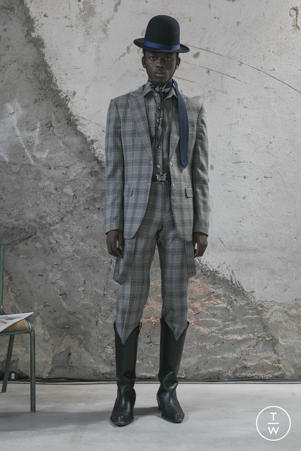 Fashion Week Florence - Pitti Spring/Summer 2022 look 3 de la collection Thebe Magugu menswear