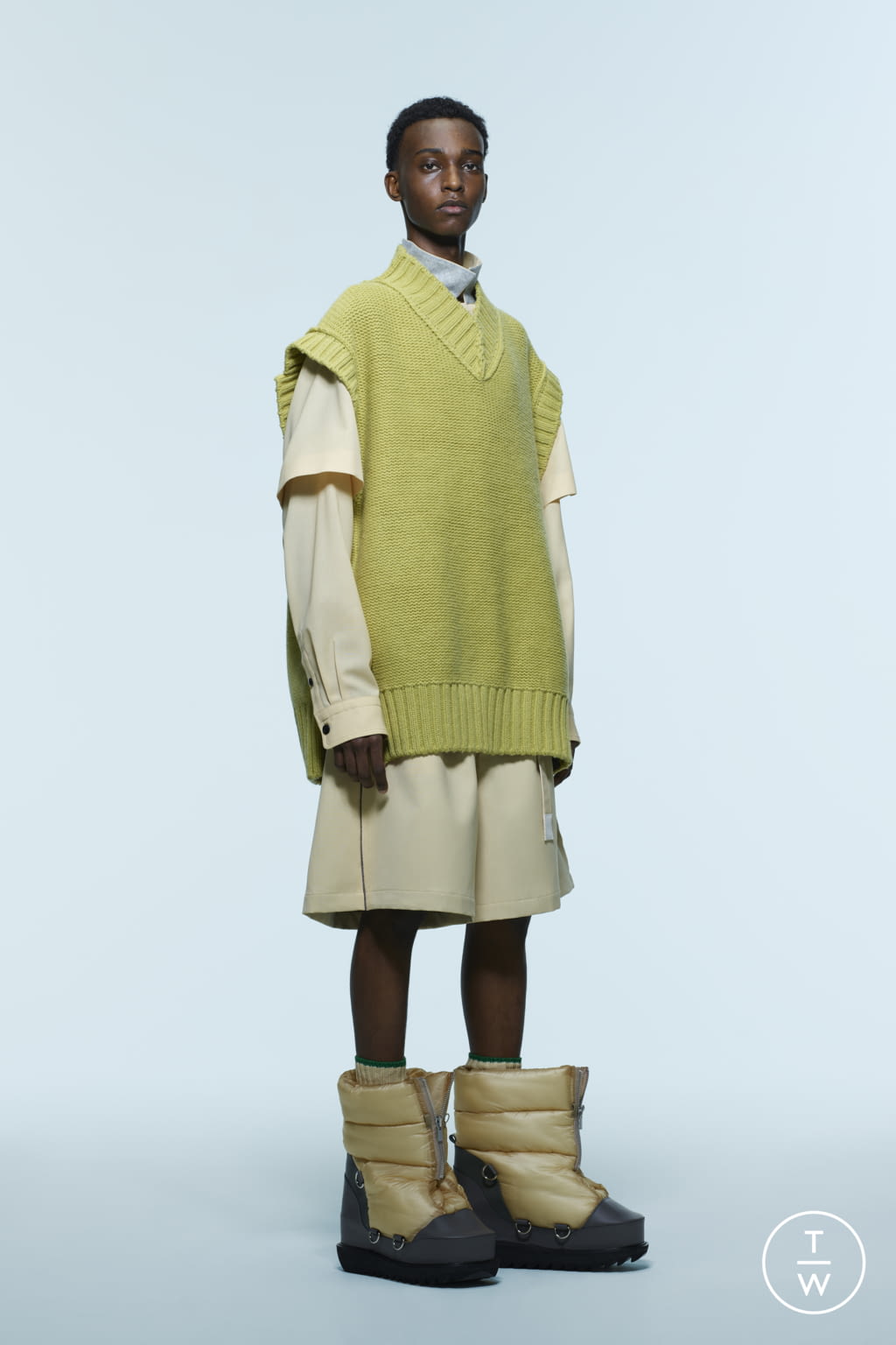 Fashion Week Paris Pre-Fall 2022 look 3 from the Sacai collection 男装