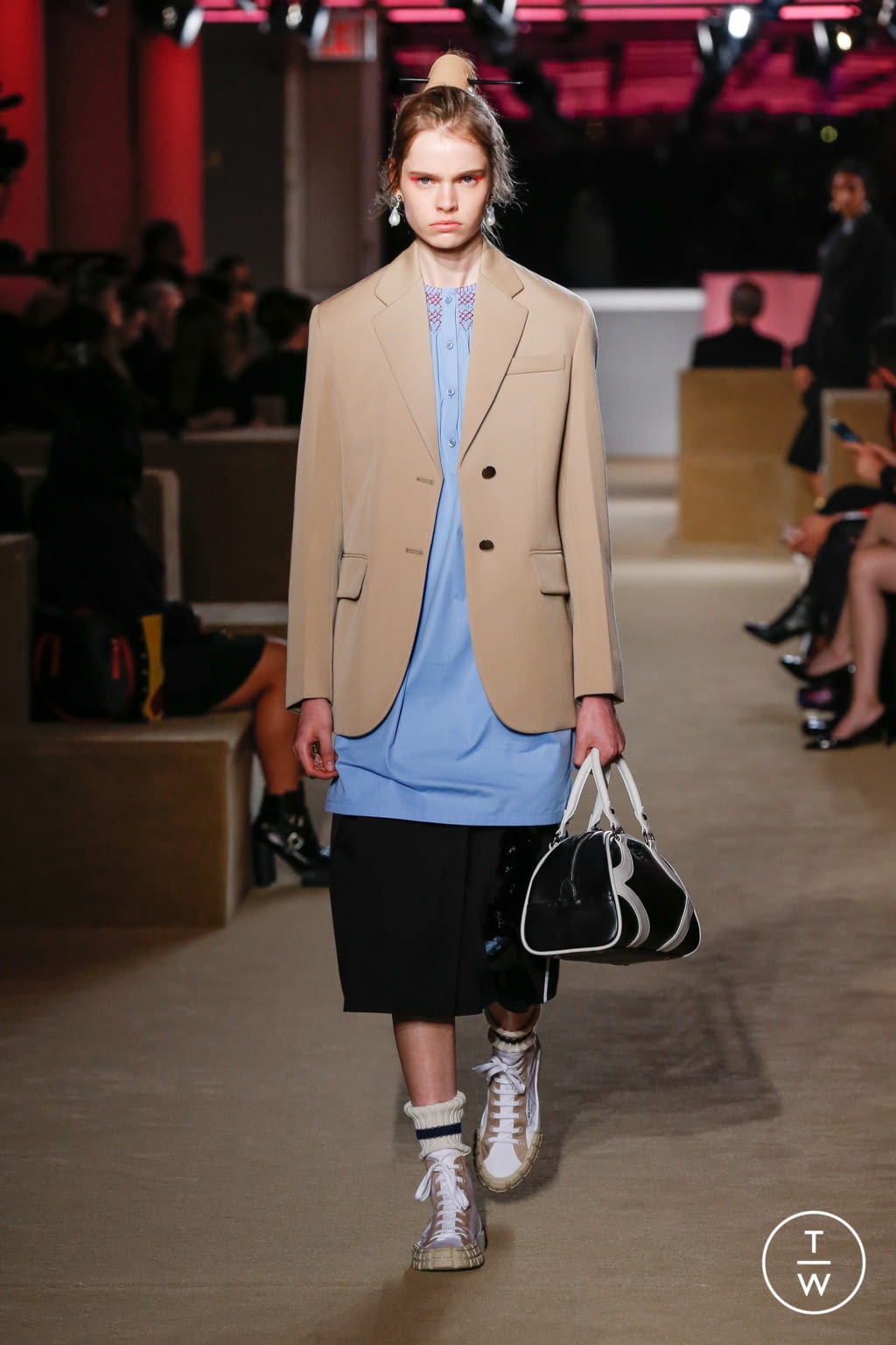 Fashion Week Milan Resort 2020 look 3 de la collection Prada womenswear