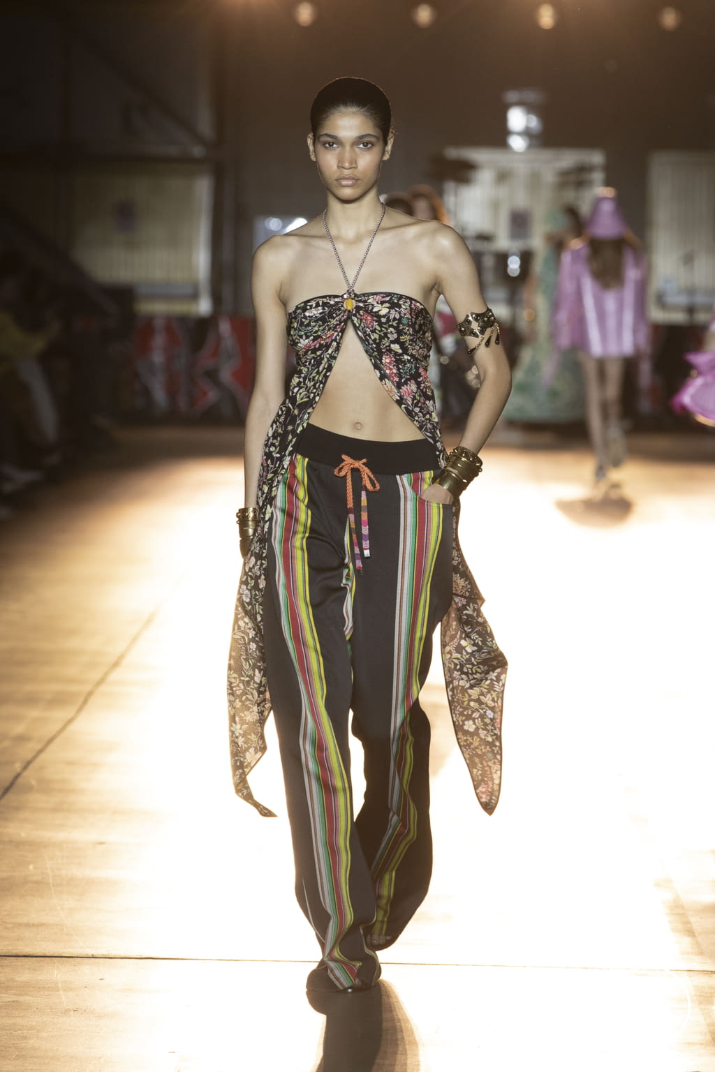 Fashion Week Milan Spring/Summer 2022 look 30 from the Etro collection womenswear