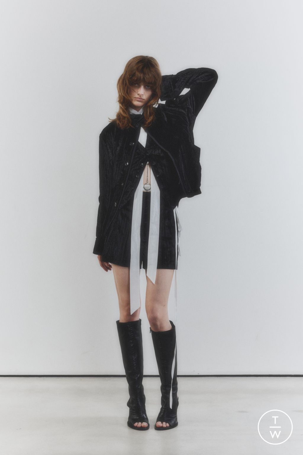 Fashion Week Paris Resort 2026 look 30 from the Ann Demeulemeester collection 女装