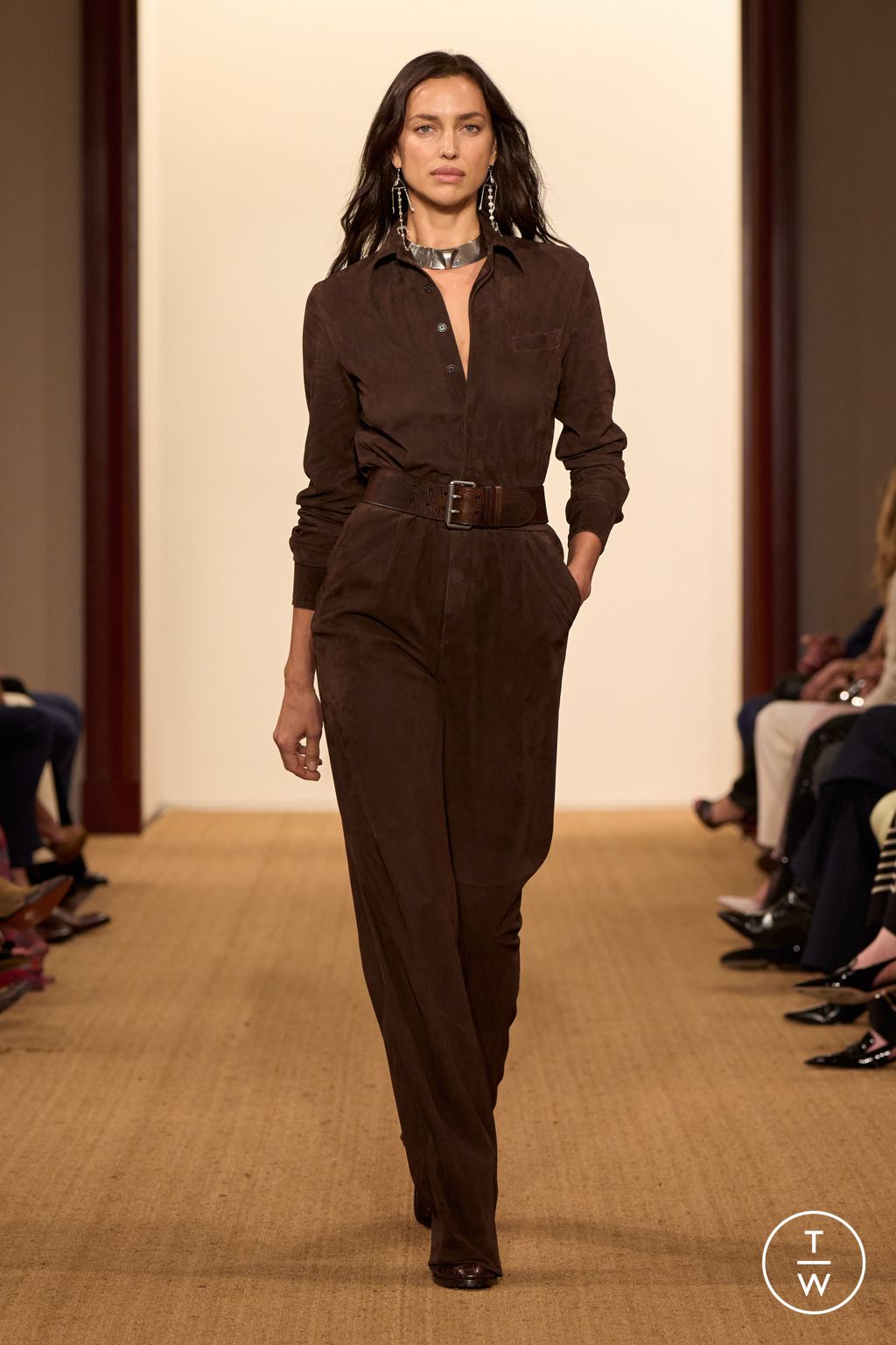 Fashion Week New York Fall/Winter 2024 look 30 from the Ralph Lauren collection womenswear