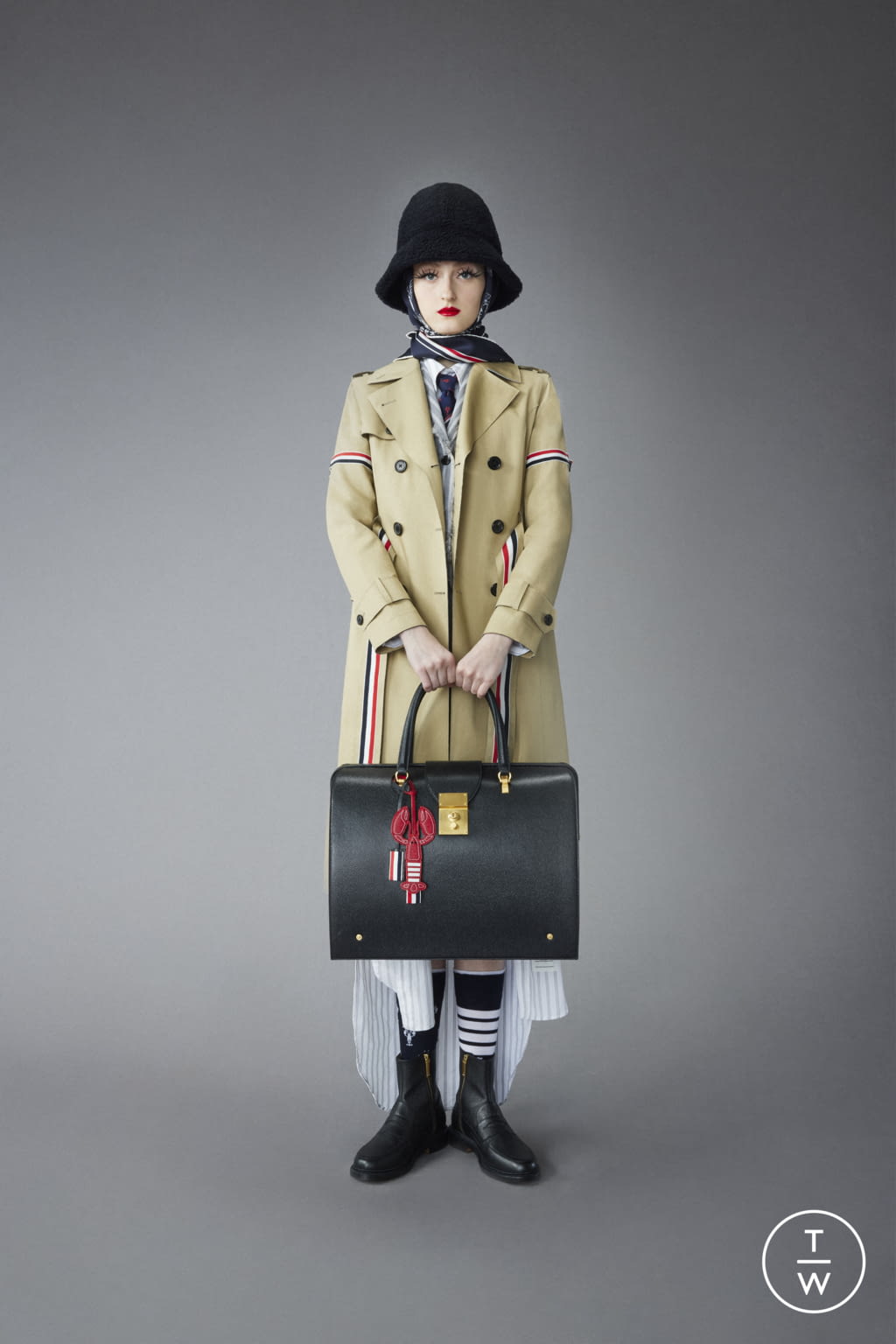 Fashion Week New York Pre-Fall 2022 look 30 from the Thom Browne collection womenswear