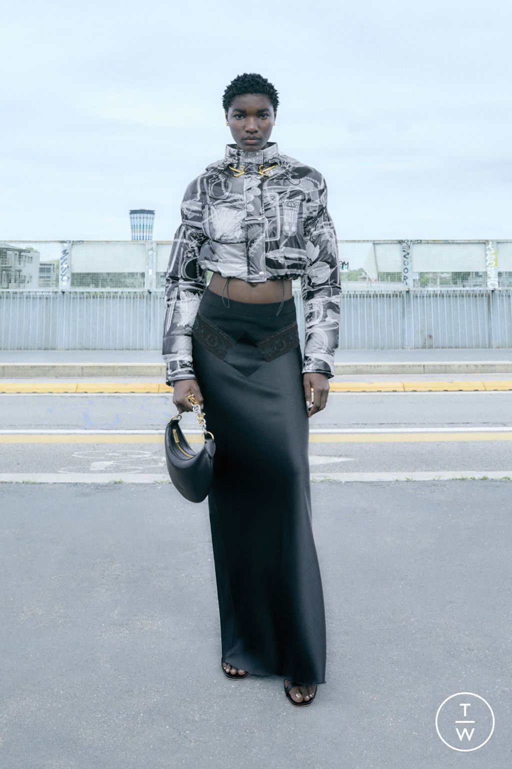 Fashion Week Paris Resort 2024 look 30 from the Off-White collection womenswear