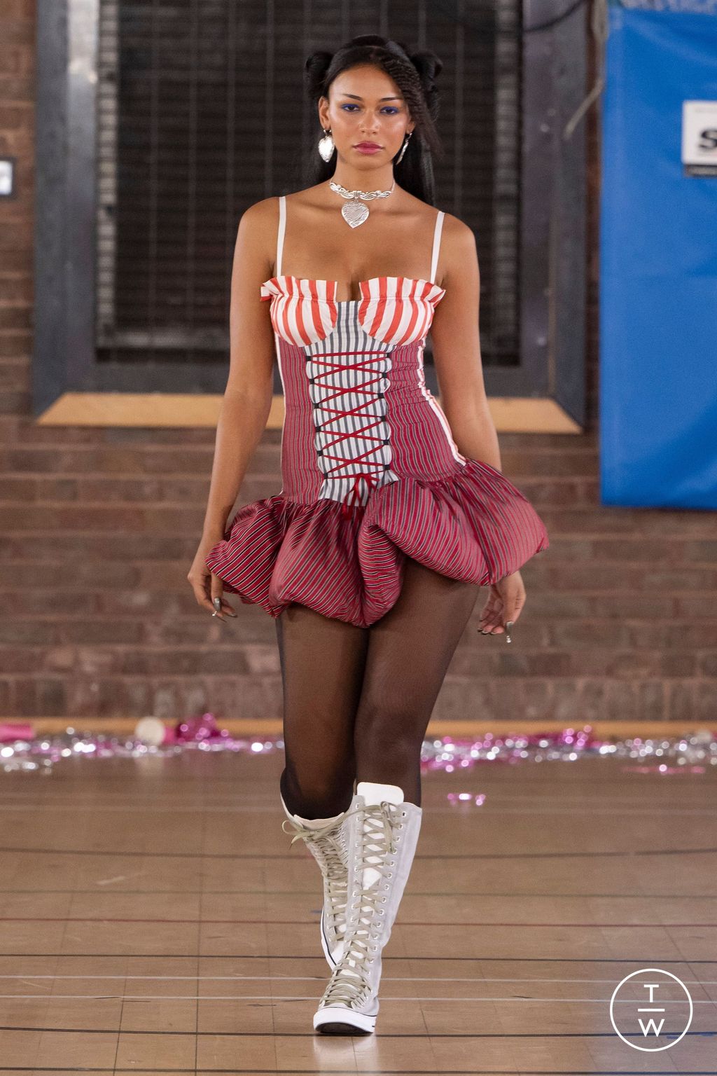 Fashion Week London Spring/Summer 2025 look 30 from the Sinead Gorey collection womenswear