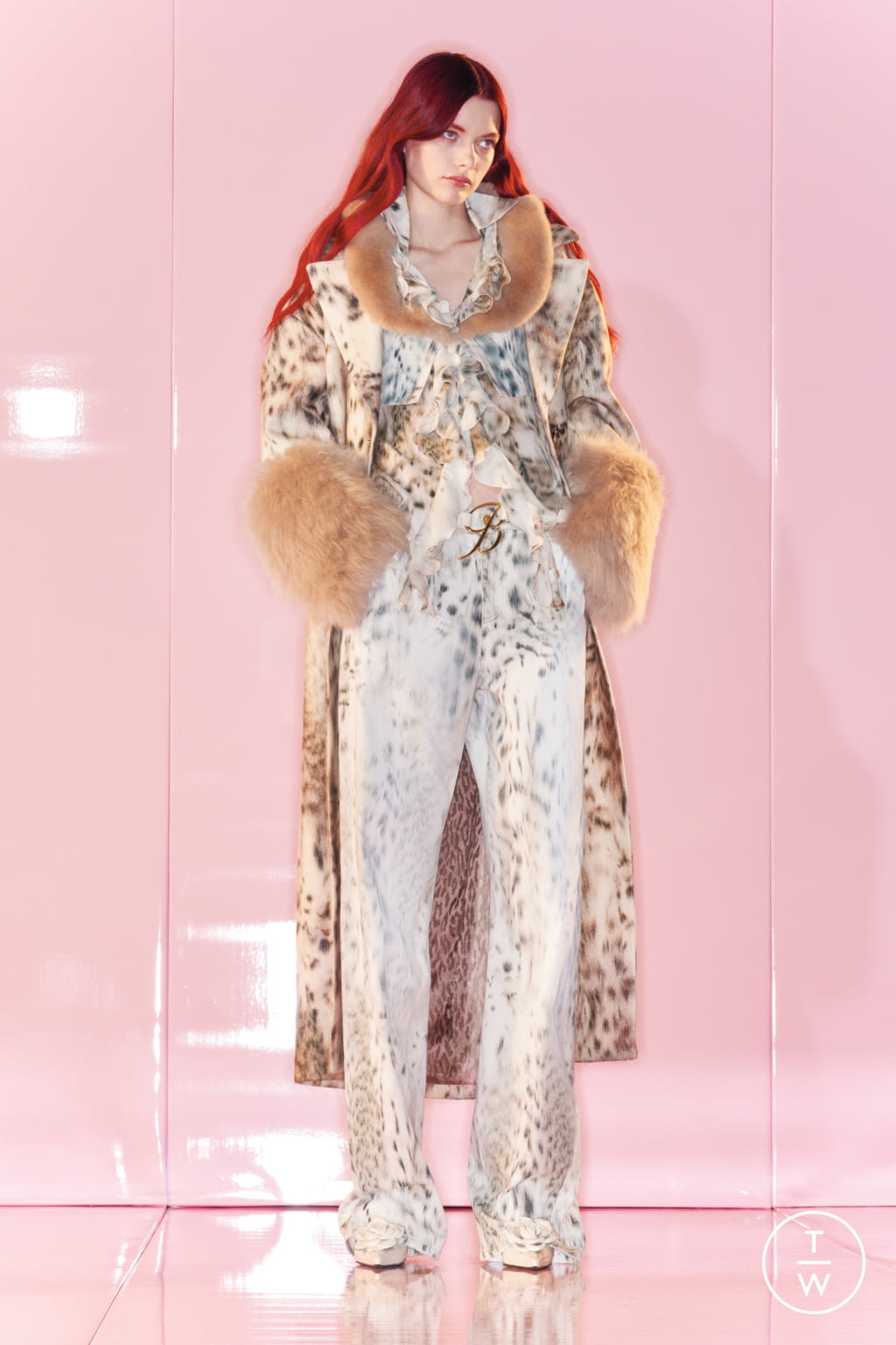 Fashion Week Milan Pre-Fall 2022 look 30 from the Blumarine collection 女装