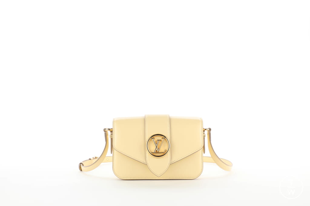 Fashion Week Paris Spring/Summer 2021 look 29 from the Louis Vuitton collection womenswear accessories