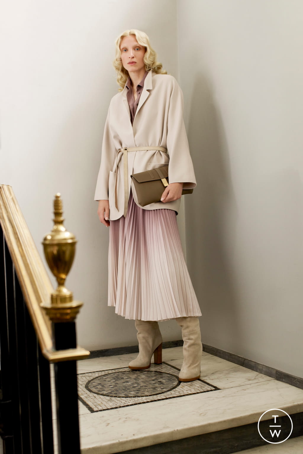 Fashion Week Milan Resort 2020 look 29 from the Agnona collection 女装