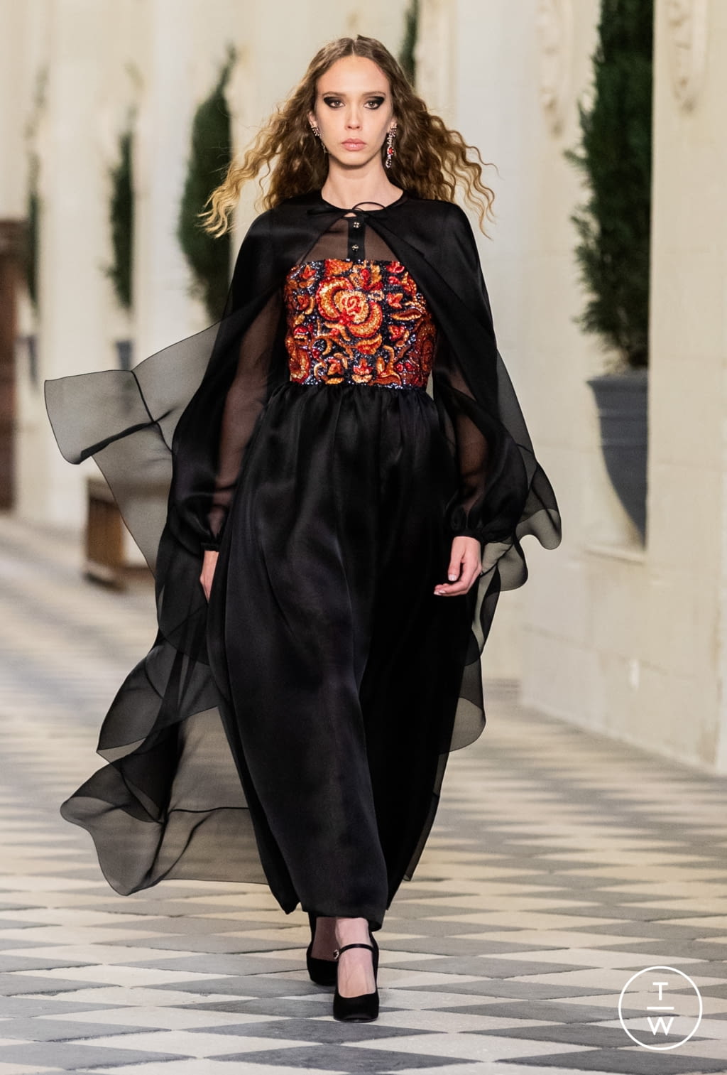 Fashion Week Paris Pre-Fall 2021 look 30 de la collection Chanel womenswear