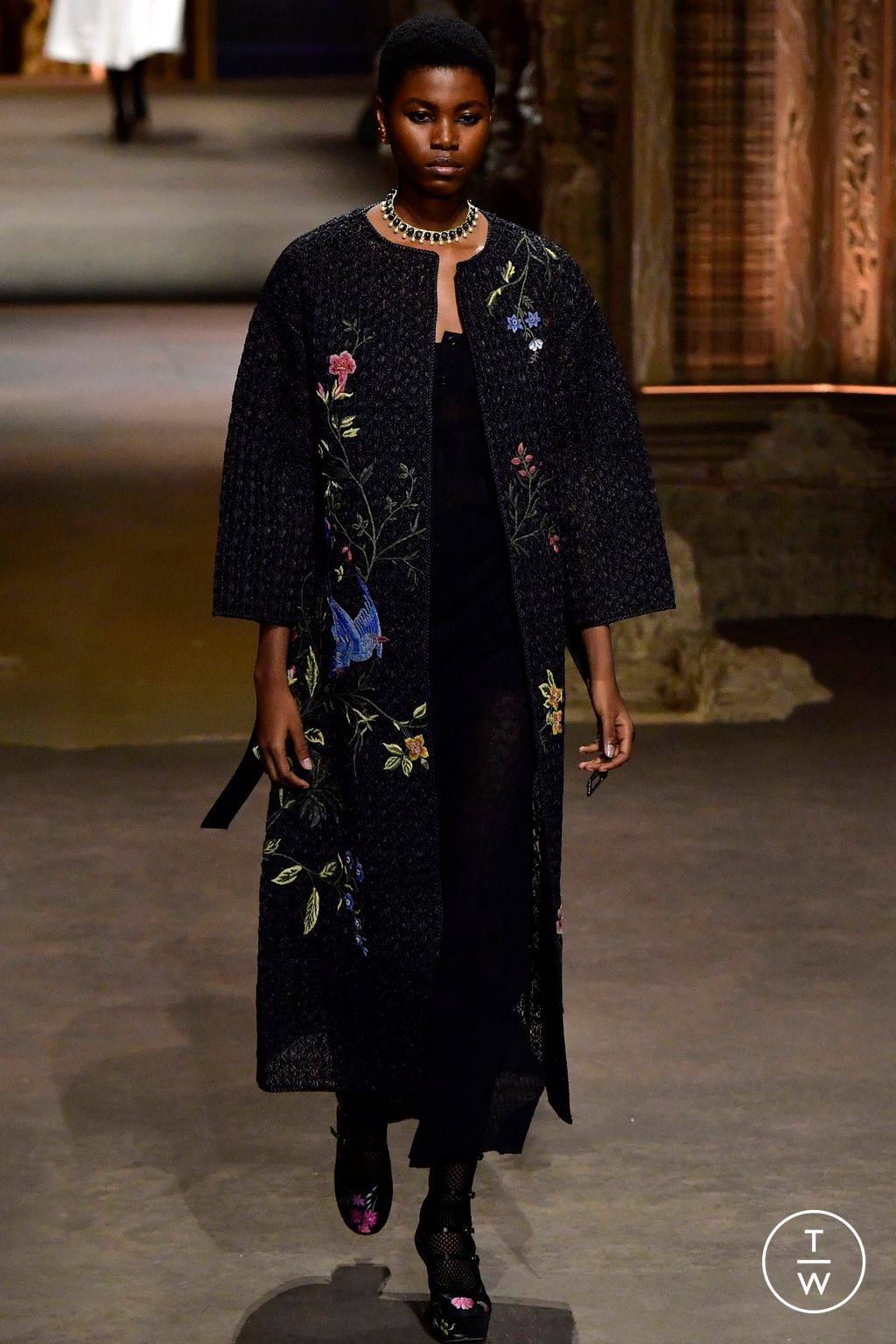 Fashion Week Paris Spring/Summer 2023 look 72 from the Christian Dior collection womenswear