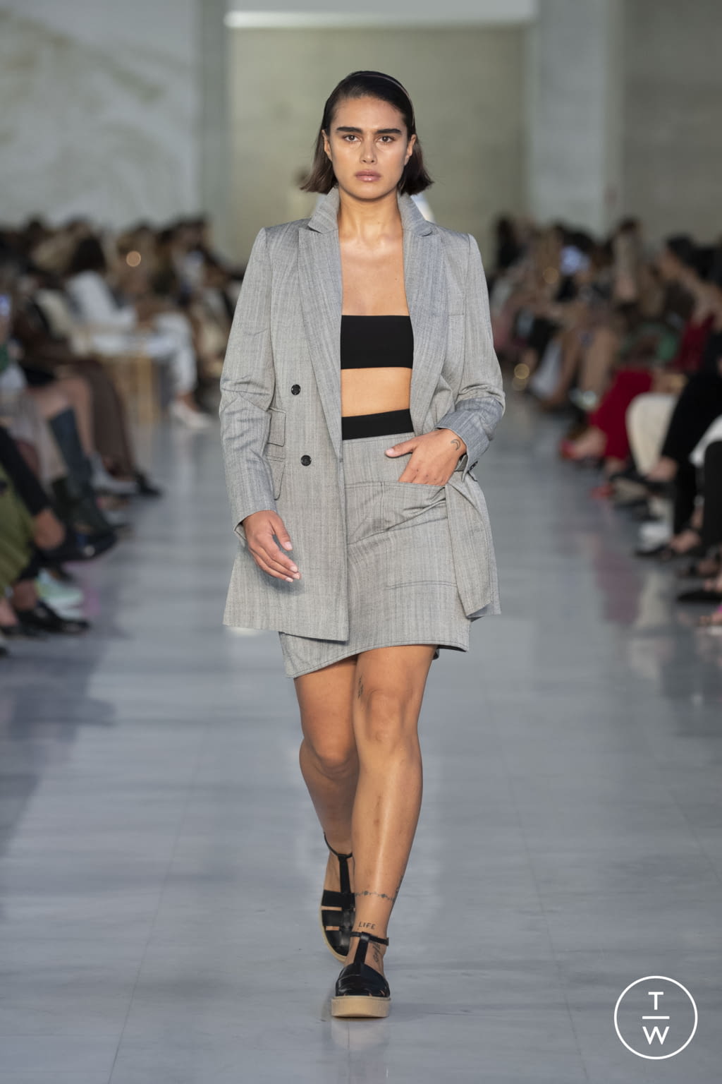 Fashion Week Milan Spring/Summer 2022 look 31 from the Max Mara collection 女装