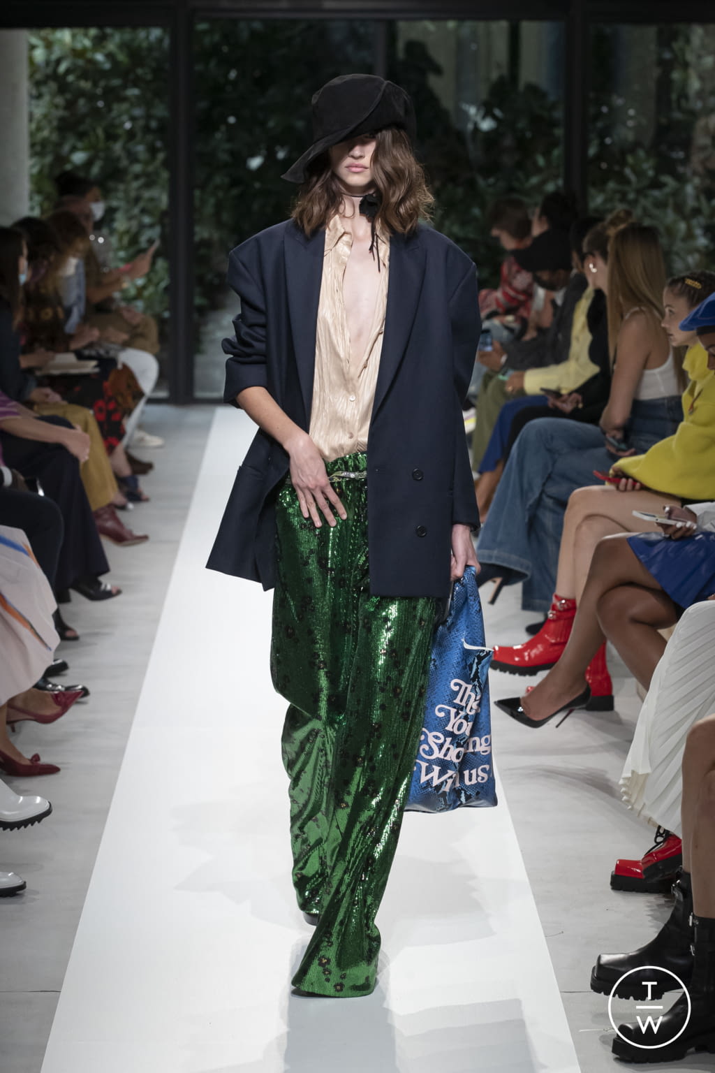 Fashion Week Milan Spring/Summer 2022 look 31 from the Philosophy di Lorenzo Serafini collection 女装
