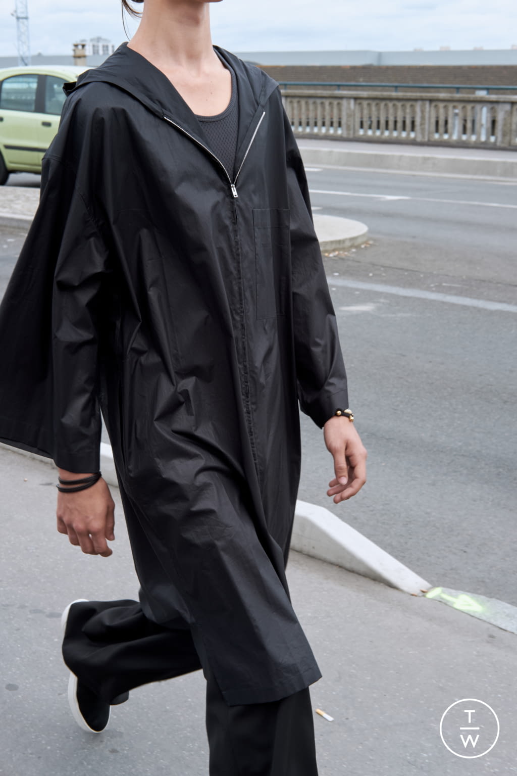 Fashion Week Paris Spring/Summer 2019 look 31 from the Lemaire collection menswear