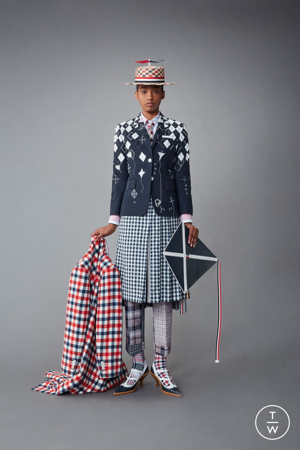 Fashion Week Paris Resort 2022 look 31 from the Thom Browne collection 女装